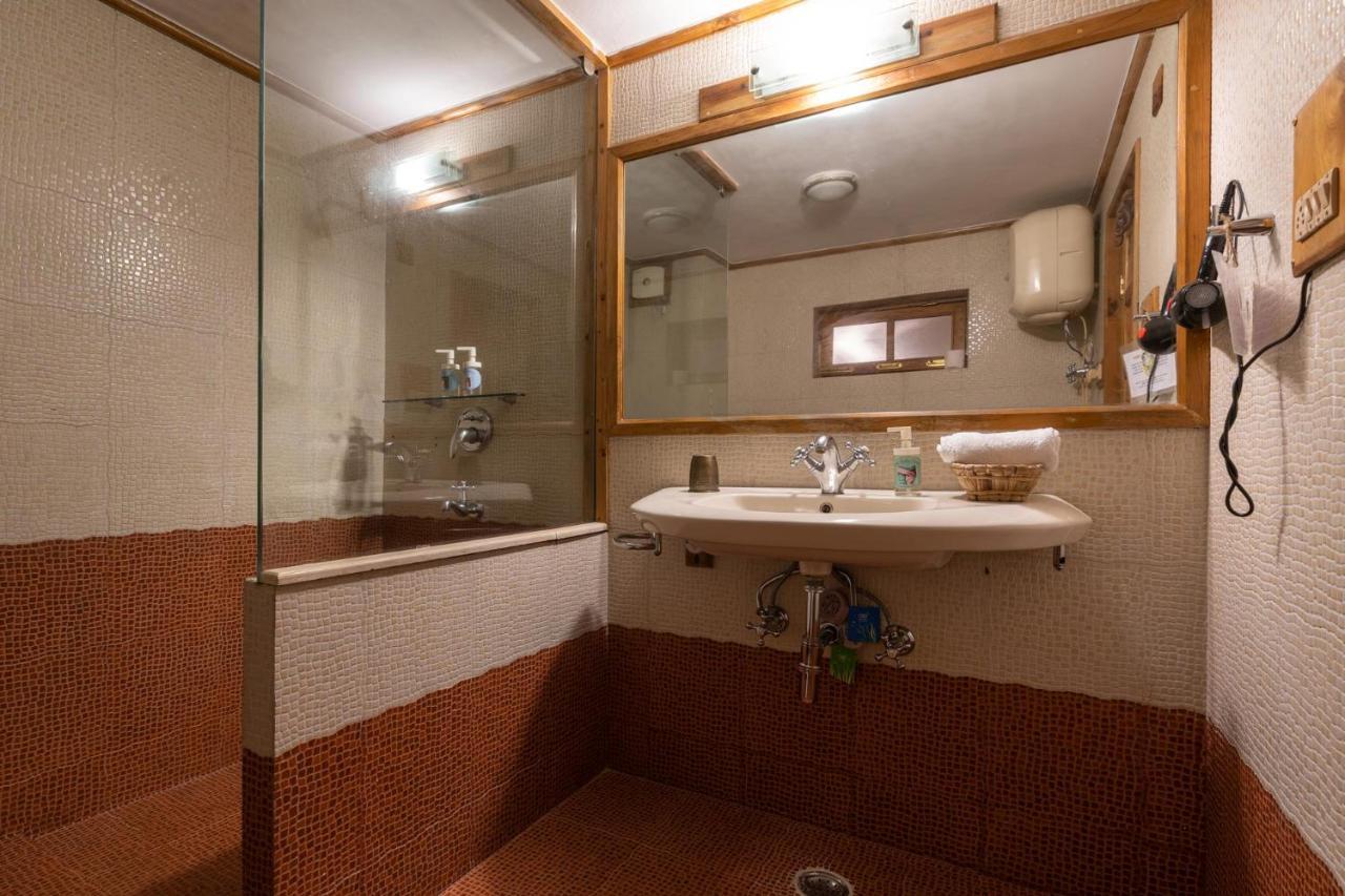 Stayvista At Casa Bella Vista- Mall Road 마날리 외부 사진